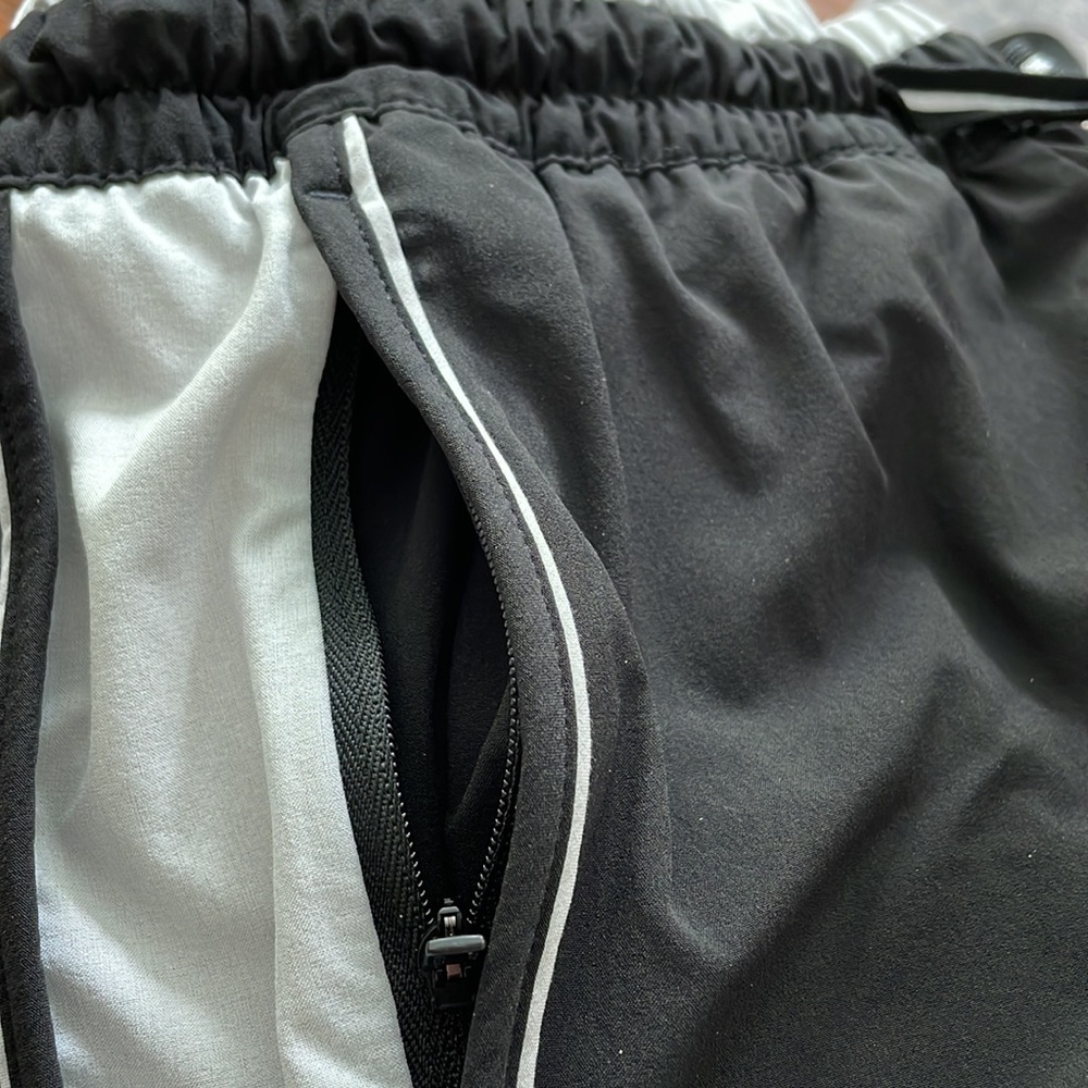 ATHLETA - Picture 4 of 6